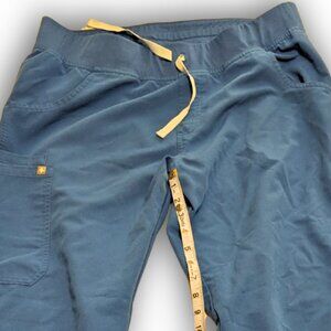 #8 FIGS Kade Style Large Straight Leg Cargo Pocket Scrub Pants Women Royal Blue